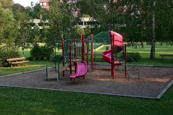 Ein Öffentlicher Spielplatz Einem Öffentlichen Park Stamford — Stockfoto