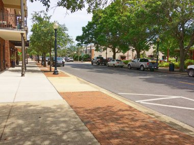 Pensacola 'nın aşağısındaki tarih.