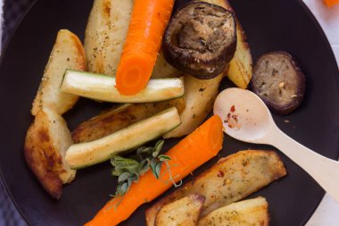 Çeşitli sebzeler, siyah saç yakın çekim