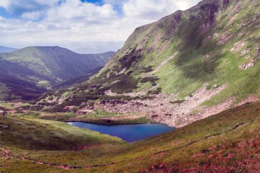 dağ gölü Brebeneskul