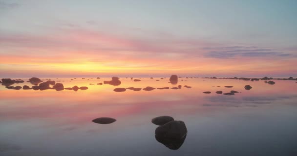 Time Lapse Van Het Laatste Licht Van Zonsondergang Achter Wolken — Stockvideo