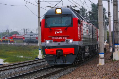 Modern Rus lokomotifi ülke alanına gidiyor