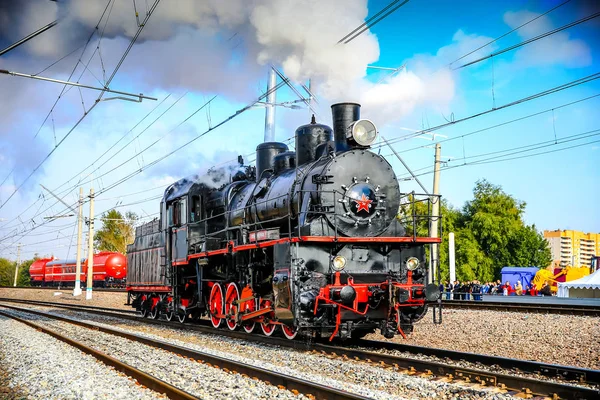 Locomotora Soviética Corre Por Los Caminos Mañana — Foto de Stock