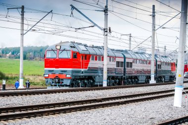 modern Rus iki bölümlü dizel lokomotifi