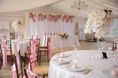 Boş ad alanı çerçeve işareti - düğün Kur dekorasyon Resepsiyon - ihale pembe ve beyaz renk - Zephyr ve hatmi ayrıntıları sırasında