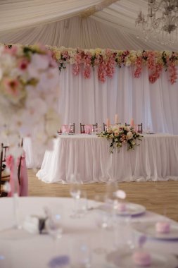 Boş ad alanı çerçeve işareti - düğün Kur dekorasyon Resepsiyon - ihale pembe ve beyaz renk - Zephyr ve hatmi ayrıntıları sırasında