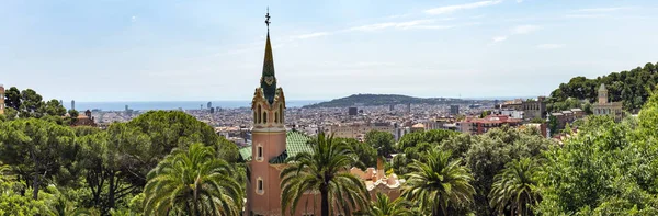 Gaudi Σπίτι Πανοραμική Θέα Της Βαρκελώνης Από Την Κορυφή Του — Φωτογραφία Αρχείου