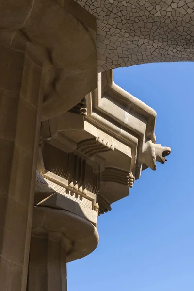 スペイン バルセロナのグエル Hypostyle 室内の柱の詳細 — ストック写真