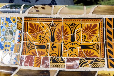 Parc Guell, Barselona, İspanya, dekoratif karo-parça mozaik