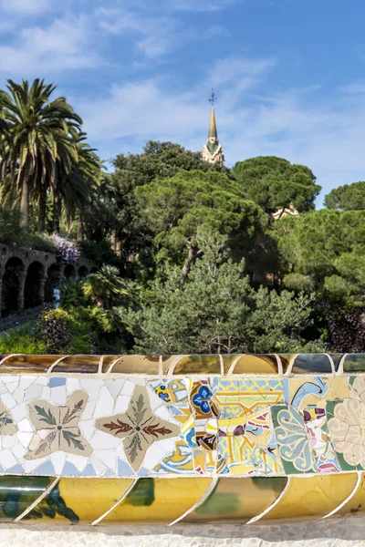 Casa Gaudí Parc Güell Mosaico Decorativo Azulejos Fragmentos Barcelona España —  Fotos de Stock