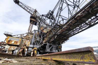 Terkedilmiş linyit dev Ekskavatör açık döküm Ferropolis - şehir demir, Stadt aus Eisen, Sachsen-Anhalt, Almanya