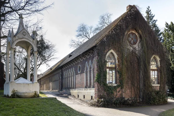Casa Gótica Localizada Complexo Jardins Dessau Worlitz Alemanha — Fotografia de Stock