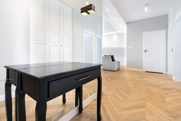 Gang Met Houten Vloer Modern Appartement — Stockfoto