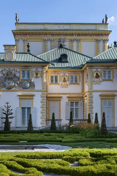 ワルシャワ ポーランド 2018 ファサードのヴィラヌフ宮 バロック様式のポーランド人王の王宮 ダホメ博物館 1805 年に設立された 国のロイヤルと芸術的なポーランドの文化遺産の宝庫 — ストック写真