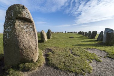 Ales taşlar, Skane, İsveç'te megalitik anıt heybetli