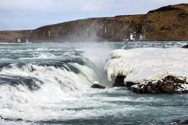 Urridafoss Der Voluminöseste Wasserfall Island Während Der Wintersaison — Stockfoto