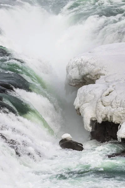 Urridafoss Kış Sezonunda Zlanda Nın Hacimli Şelalesi — Stok fotoğraf