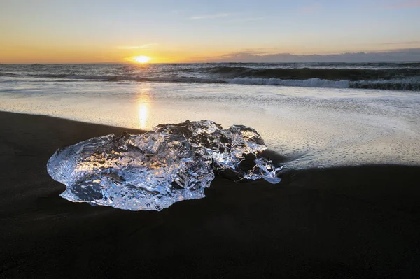 Plaja cu diamante, Jokulsarlon, Islanda . — Fotografie, imagine de stoc