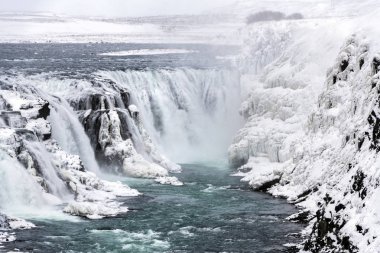 Kışın Gulfoss şelalesi, İzlanda