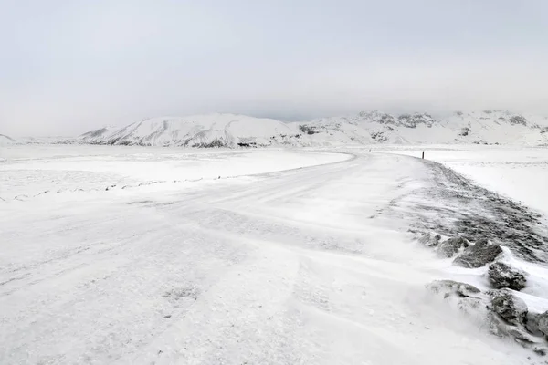 Islands landsbygd vinterlandskap — Stockfoto