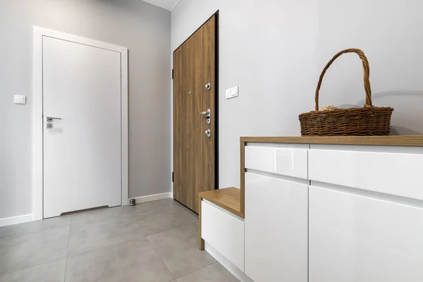 Coridor en hal in moderne flat — Stockfoto