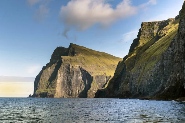 Litorale Roccioso Scogliere Vestmanna Nelle Isole Faroe Danimarca — Foto Stock