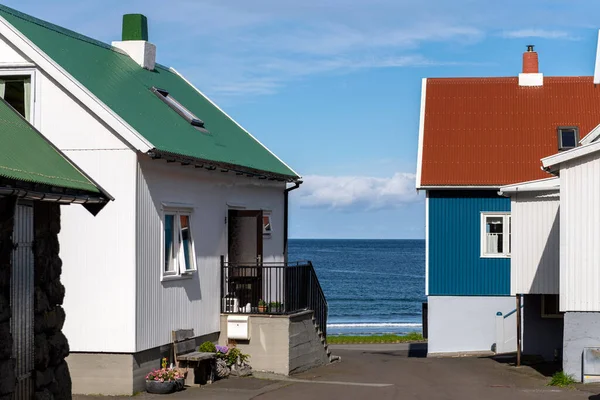 丹麦法罗群岛的Tjornuvik村建筑 — 图库照片