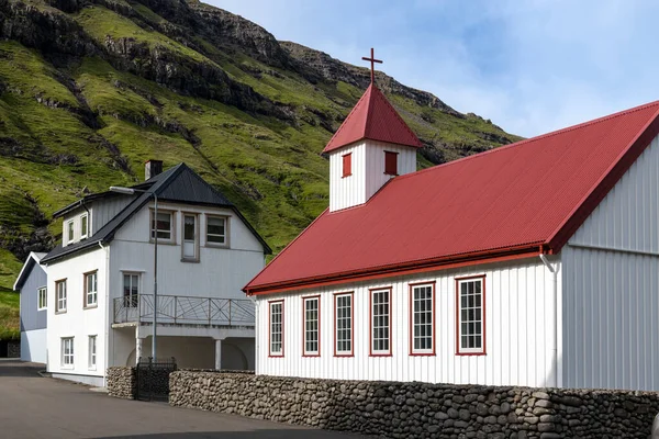 Faroe Adaları Ndaki Tjornuvik Köyündeki Kilise Atlatntic Okyanusu Danimarka — Stok fotoğraf