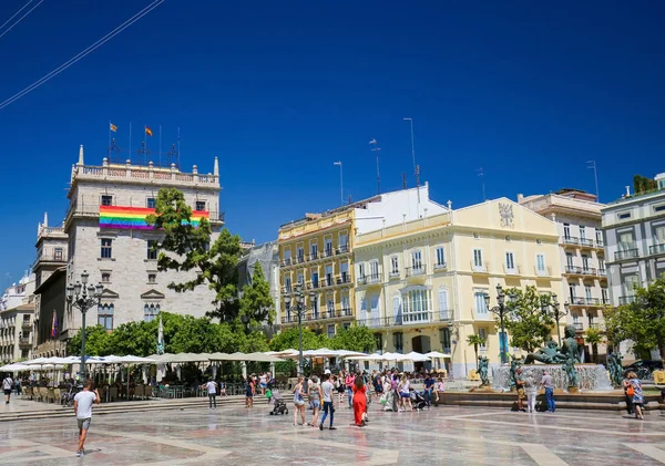 Valence Espagne Juin 2018 Drapeau Lgbt Gay Pride Dans Bâtiment — Photo