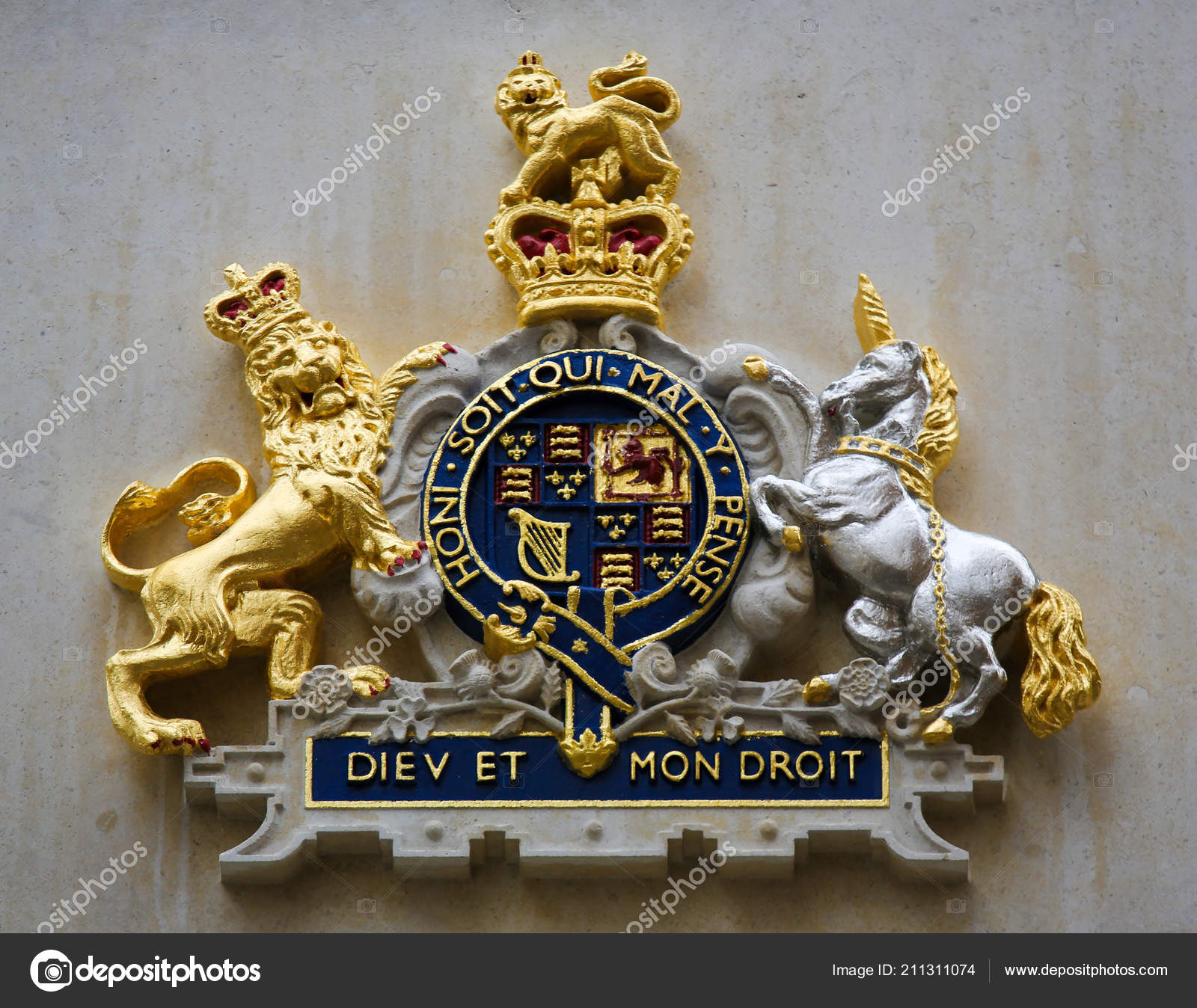 Bruges Belgium August 18 Royal Shield Monarch United Kingdom Motto Stock Editorial Photo C Jorisvo Bruges Belgium August 18 Royal Shield Monarch United Kingdom Motto Stock Editorial Photo C Jorisvo