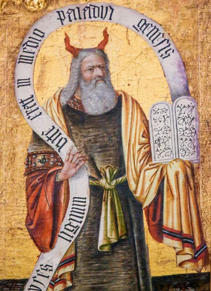 西班牙瓦伦西亚 2018年6月15日 中世纪绘画在西班牙瓦伦西亚教堂 描绘摩西和石片与十诫 — 图库照片