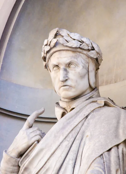 Florencja Włochy Sierpień 2018 Statua Sławny Włoski Poeta Dante Alighieri — Zdjęcie stockowe