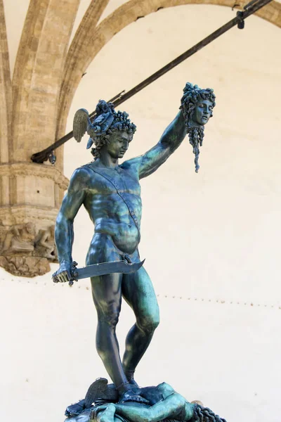 Firenze Agosto 2018 Perseo Con Testa Medusa Una Scultura Bronzo — Foto Stock