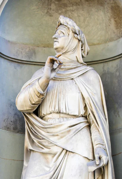 Φλωρεντία Ιταλία Αυγούστου 2018 Άγαλμα Francesco Petrarce Petrarch Στη Φλωρεντία — Φωτογραφία Αρχείου