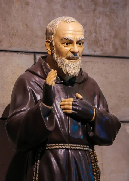 Mônaco Novembro 2018 Estátua Padre Pio Também Conhecida Como São — Fotografia de Stock