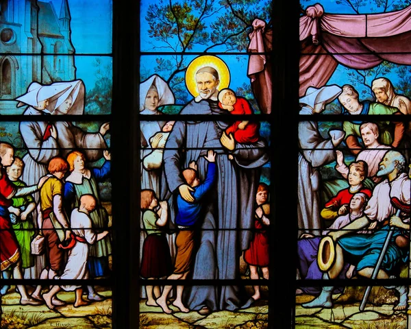 Saint Vincent de Paul on a Stained Glass in Paris — Stock Photo, Image