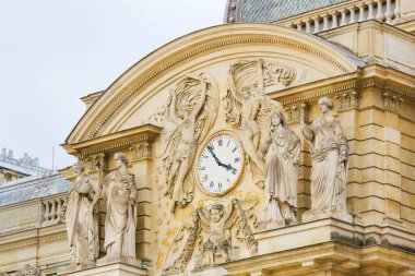 Paris'teki Lüksemburg Sarayı'nın Güney Cephesi, Fransa