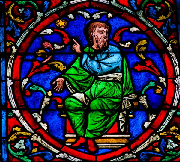 Glasmalerei in Notre dame, Paris - Baum von Jesu — Stockfoto