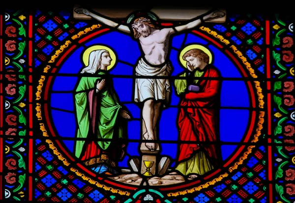 Stained Glass in Notre-Dame-des-flots, Le Havre - Crucifixion of — Stock Photo, Image