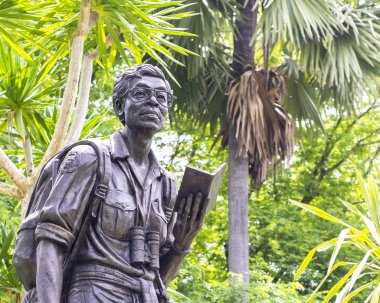 11 Haziran 2018 Huay Kha Khaeng, Uthaithani, Tayland: Seub Nakhasathien anıt, büyük doğacı Tayland olduğunu.