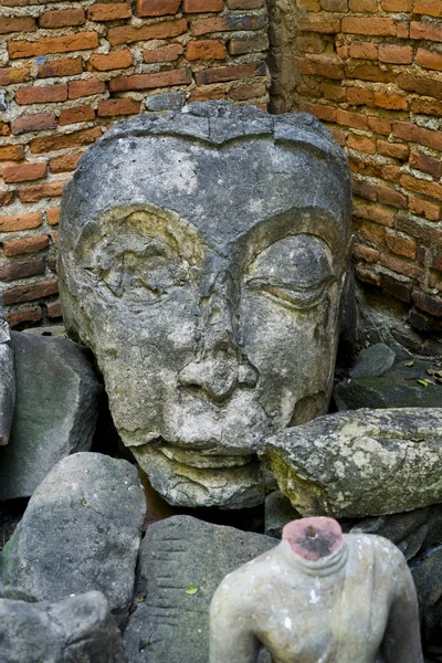 Antigua Cabeza Buda — Foto de Stock