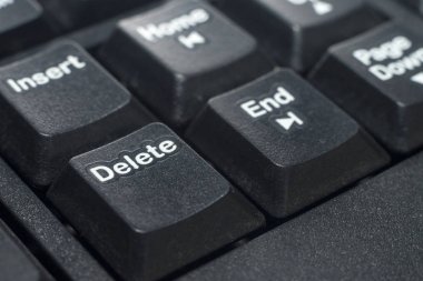 bilgisayar klavyesindeki yakın çekim silme düğmesi