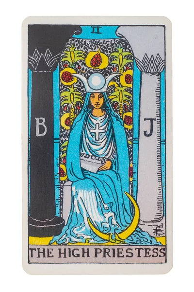 Yala Eyaleti, Tayland. 29 Ağustos 2020. Başrahibenin resimli tarot kartları..