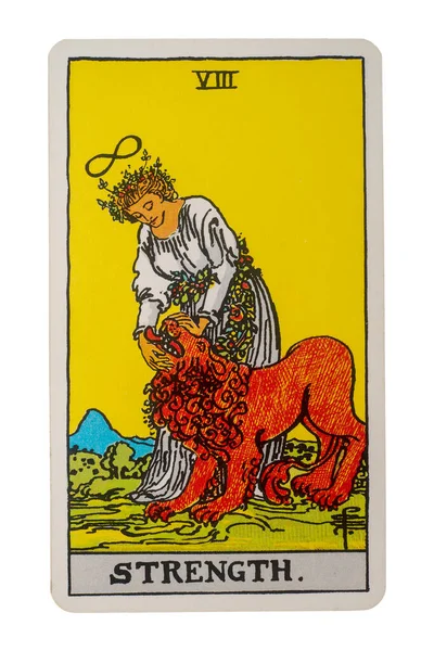 Yala Eyaleti, Tayland 29 Ağustos 2020. Resimli editör tarot kartları, kuvvet..
