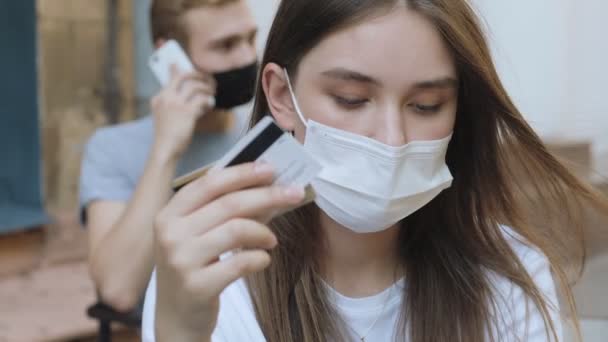 Mobiles Bezahlen Café Soziale Distanz Kontaktlose Zahlung Kreditkarte Quarantäne Menschen — Stockvideo