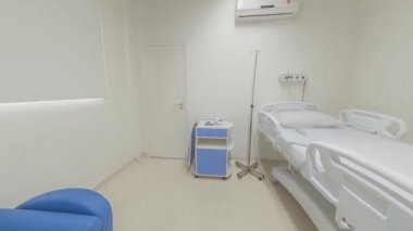 Boş tıbbi yatak. Hastalar için bir klinikteki hastane odası. Sağlık teknolojisi ve tıbbi ekipmanlar.