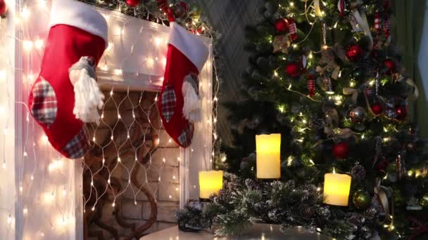 Karácsonyi és újévi belső dekoráció — Stock videók