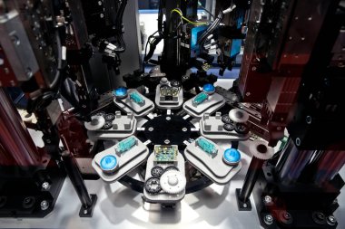 Elektronik Üretim bandından