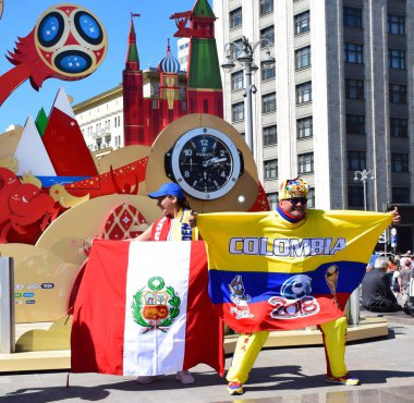 Rusya, Moskova, Haziran 2018. Moskova Kolombiya futbol fanatiği. 2018 FIFA Dünya Kupası Rusya. 
