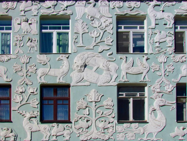 Stucco reliefs of fantastic animals, birds and plants, made artel \